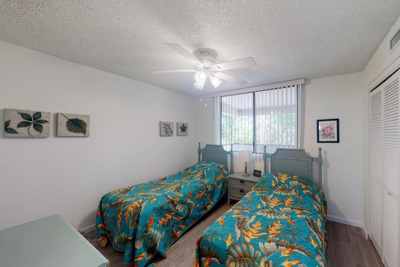 Apartment White Sands #108 *
