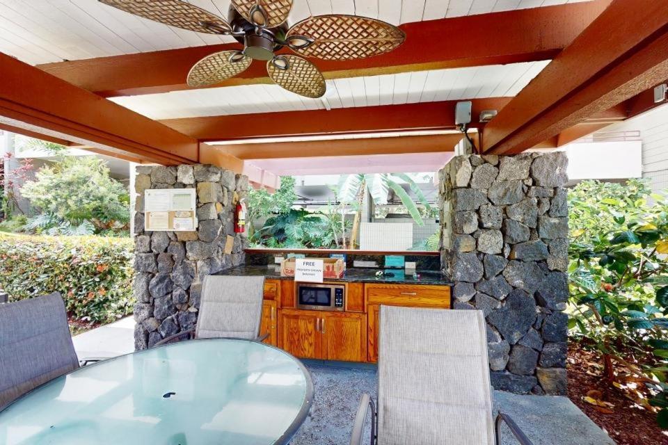 White Sands #108 Apartment Kailua-Kona